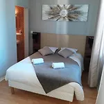 Hotel Le Rochegude 2*