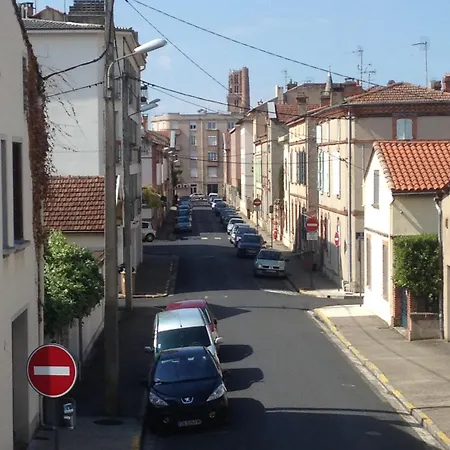Le Rochegude Hotel 2*