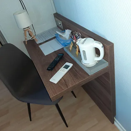 Le Rochegude Hotel 2*