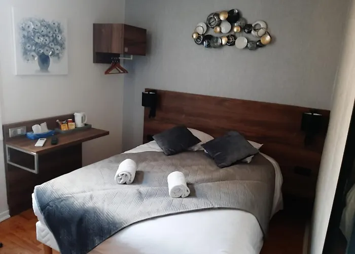 ホテル ル ロッシュギュード