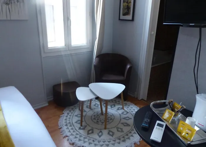 ホテル ル ロッシュギュード